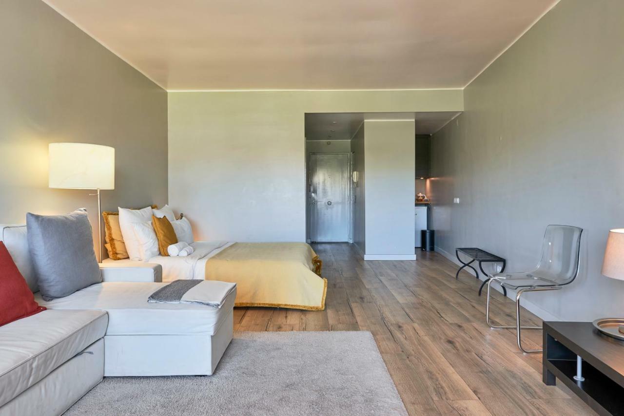 Beachfront Cascais,Estoril Apartment Exterior photo